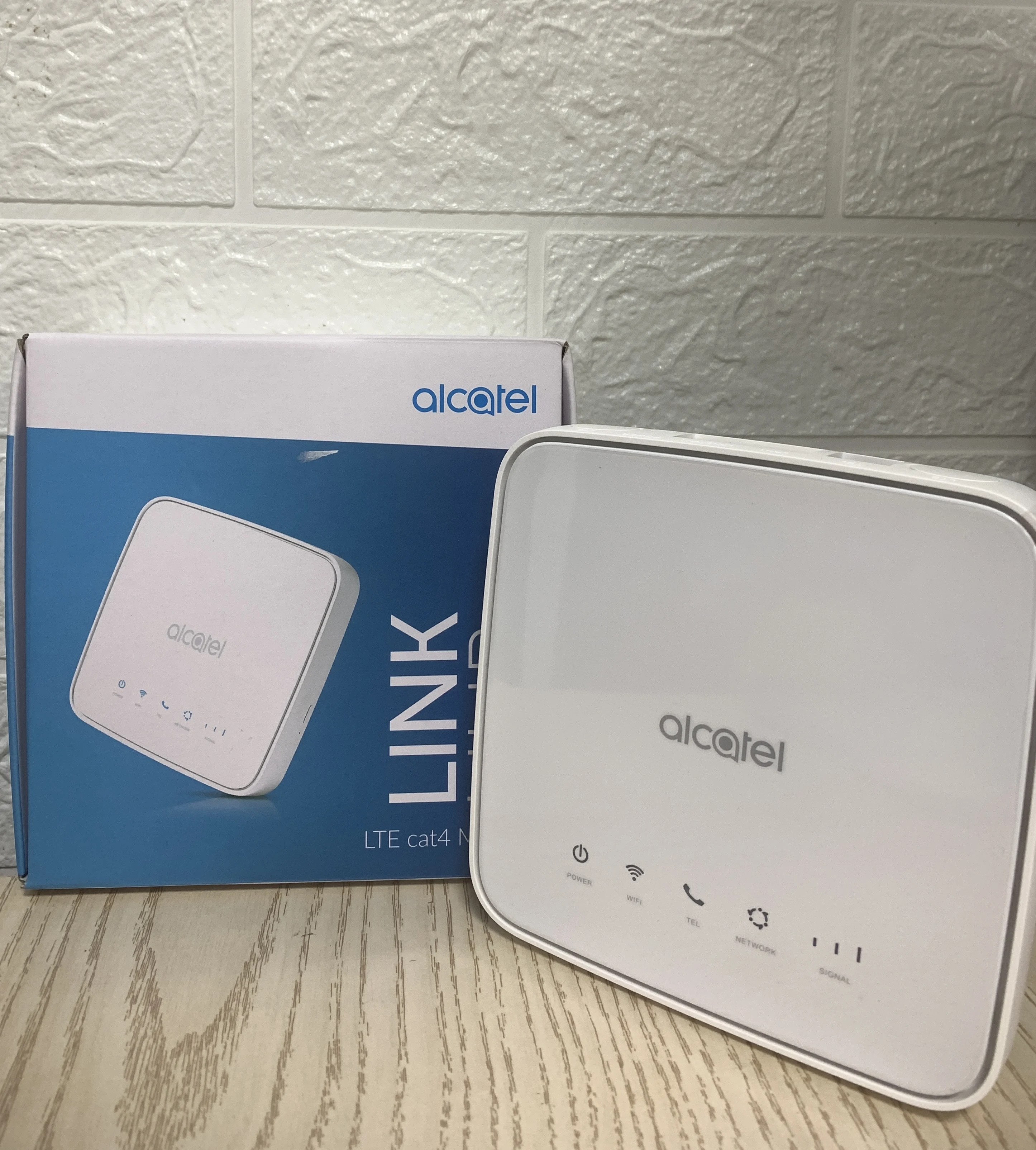 ZEARTS Alcatel Router HH41NH Link Hub 4G LTE odblokowany na całym świecie (fabrycznie nowy)