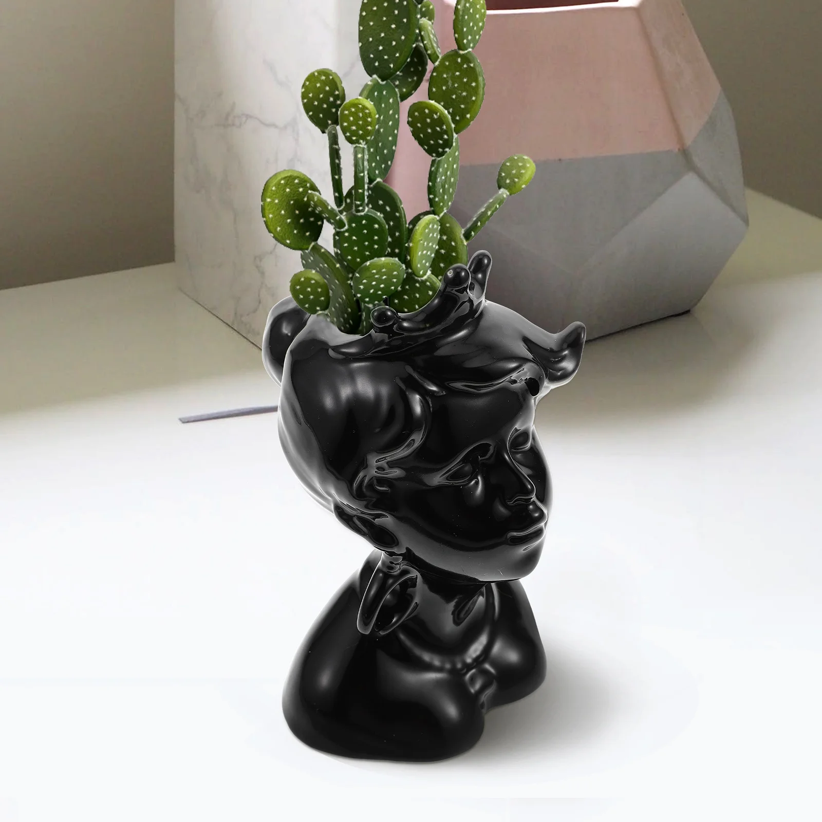 

Chic Creative Floral Arrangement Vase Made of High-Quality Ceramic Perfect for Home Office Decor and DIY Flower Designs