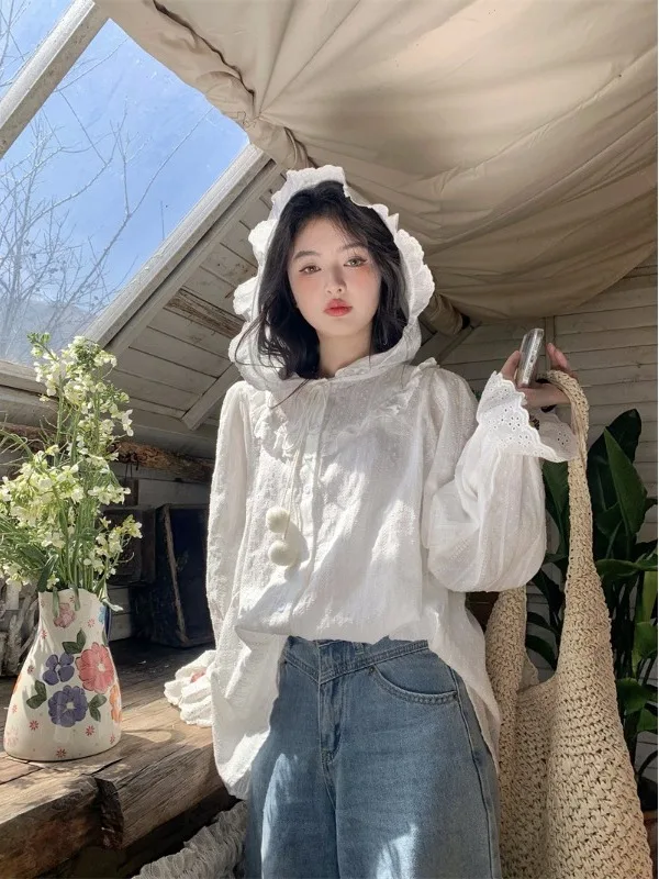 

Sweet Anti-Aging Lace Trim Shirt Women's Spring 2026 New Casual Loose Sun Protection Hoodie Versatile Top Korean Style Commute