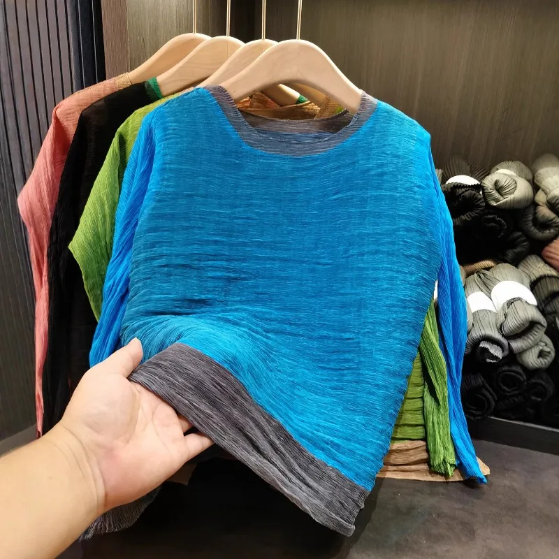 

Miyake Pleated T-shirt 2025 Fall Simple Wild Loose Plus Size Collision Long-sleeved Round Neck Textured Pullover T-shirt Tops