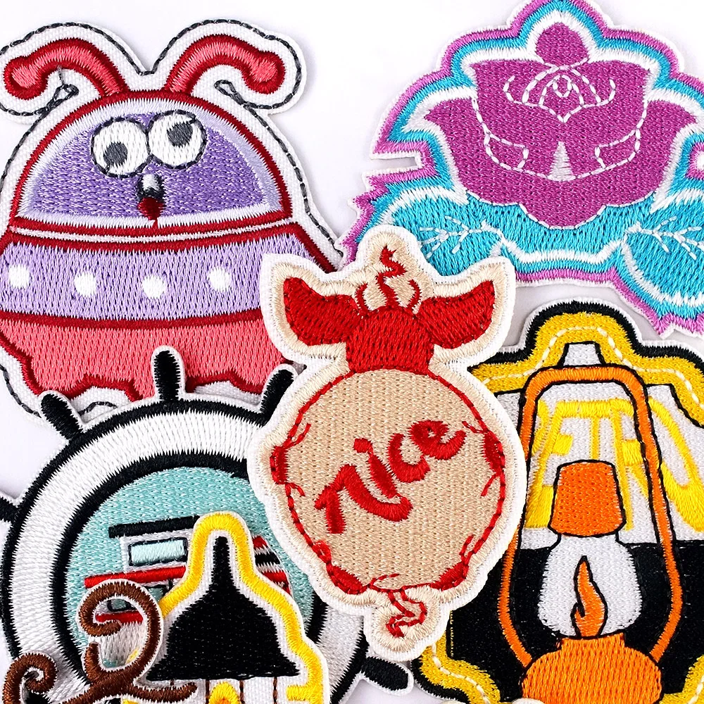 15Pcs/Lot Flower Alien Dog Clothes Decoration Patches Embroidery Applique Ironing Clothing Sewing Supplies Decorative Patch