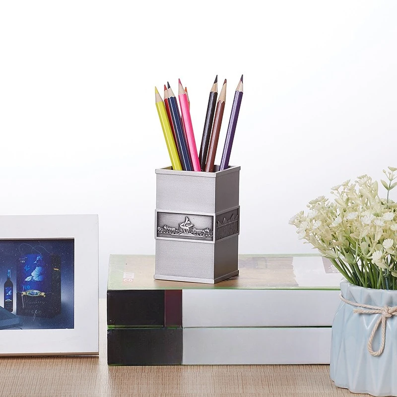Pen Holder Creative Portable Storage Holder School Reunion Teachers' Day Souvenirs Office Pendulum