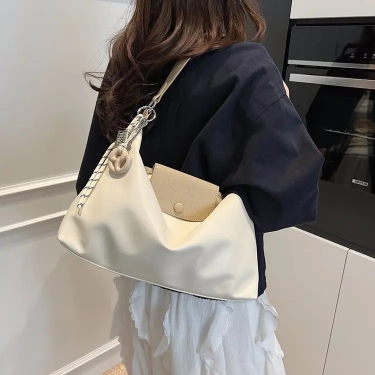 

Модная коричнево-белая сумка из искусственной кожи 2025, элегантная сумка через плечо с застежкой-молнией и подвеской, легкий кошелек для офисных путешествий, ежедневного использования