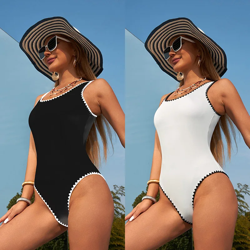 

2024 new European and American one-piece swimsuit for women's sexy tight flower buds solid color bikini