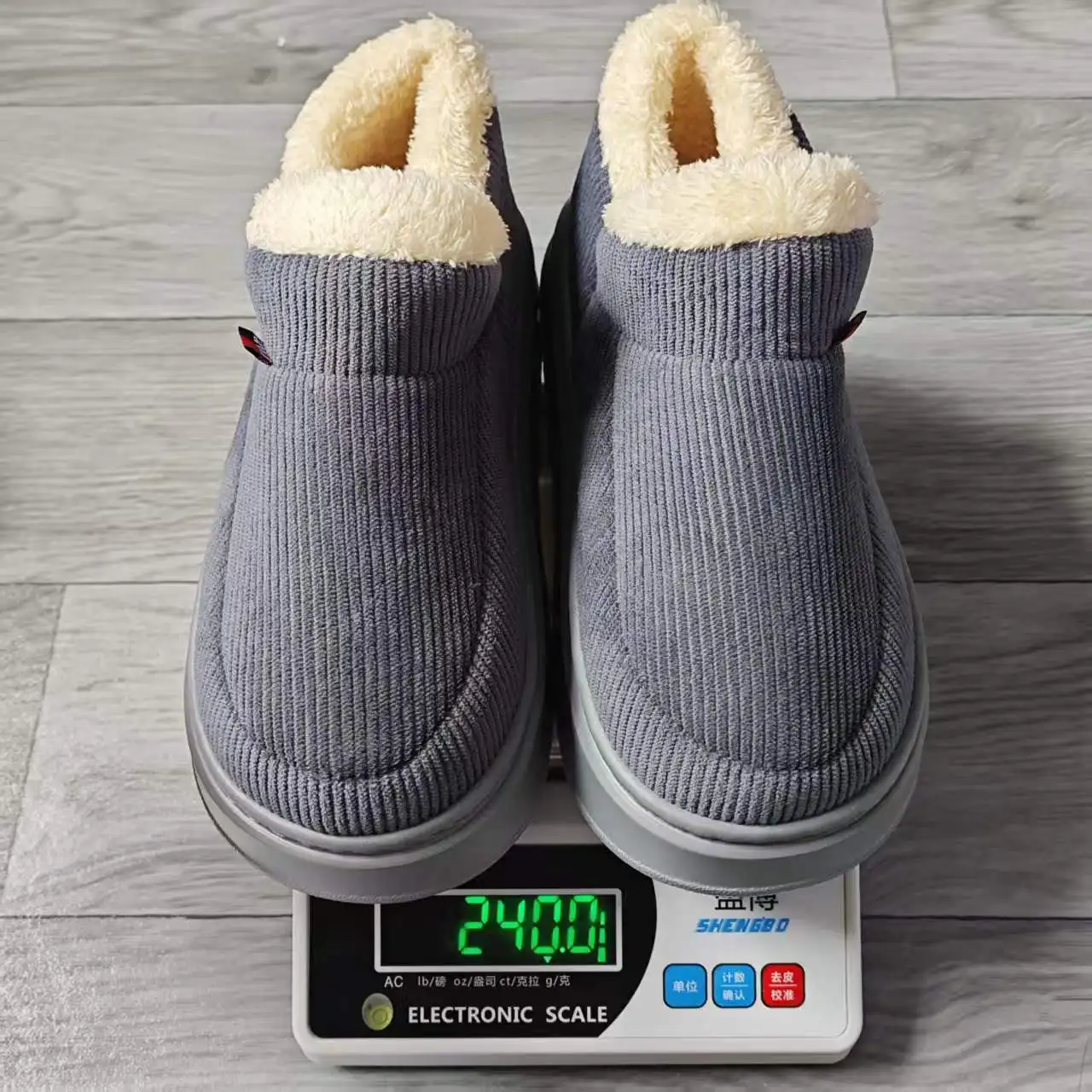 Unisex Winter-Plüsch-Schneestiefel mit Warmer Dicker Sohle für Innen- und Außenbereich Rutschfeste Hausschuhe – Detail 4