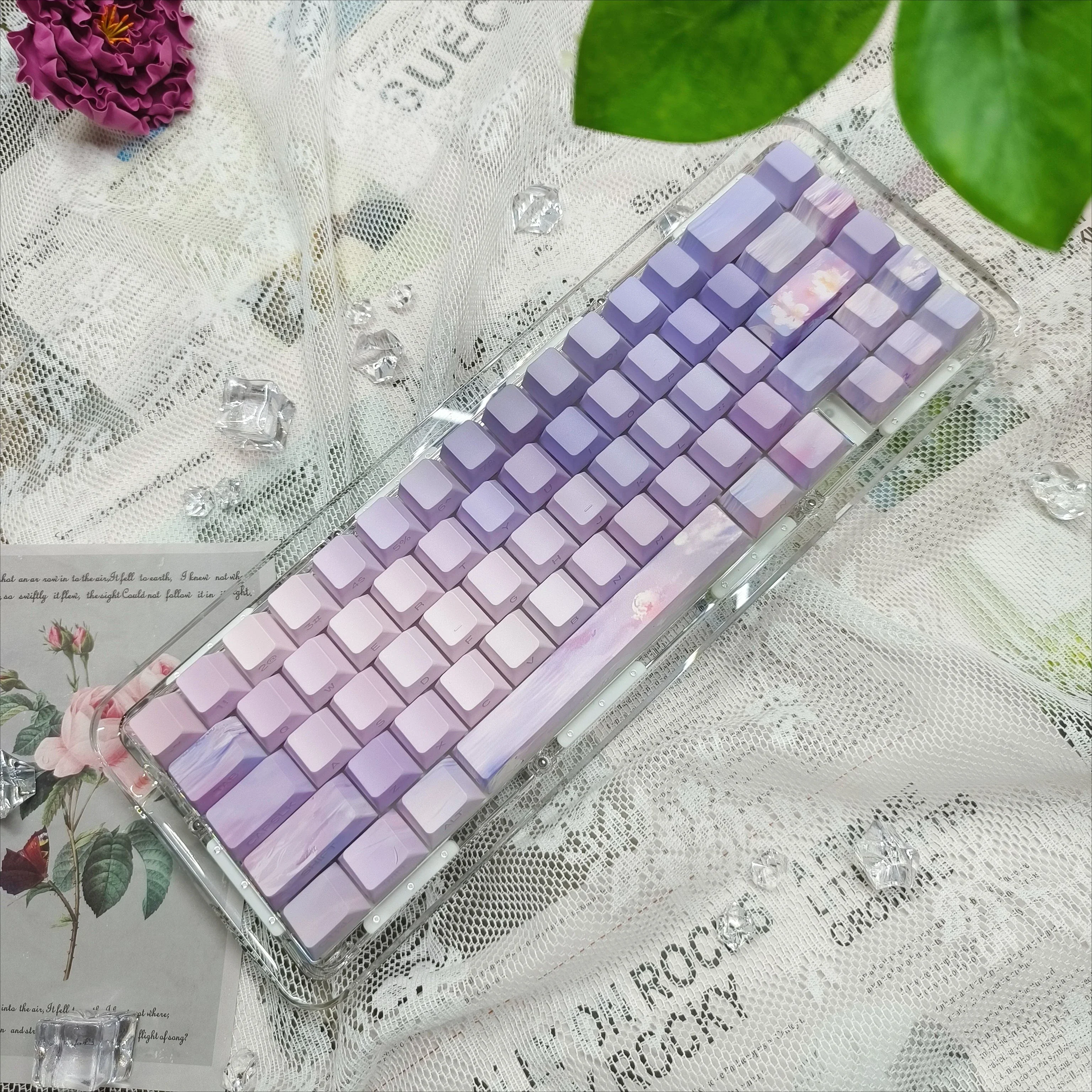 

Purple engraved side engraved light-transmitting keycap engraved original factory height cute, suitable for mechanical keyboard