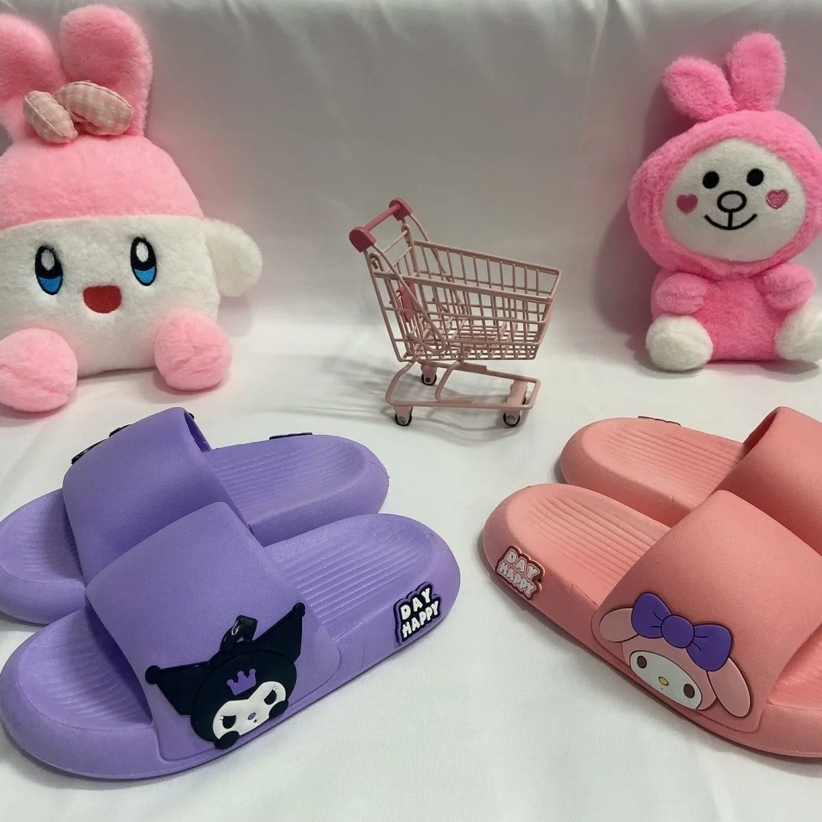 2024 new slippers for children, boys and girls, indoor soft sole, summer home, Kuromi anti slip, high beauty slippers, popular