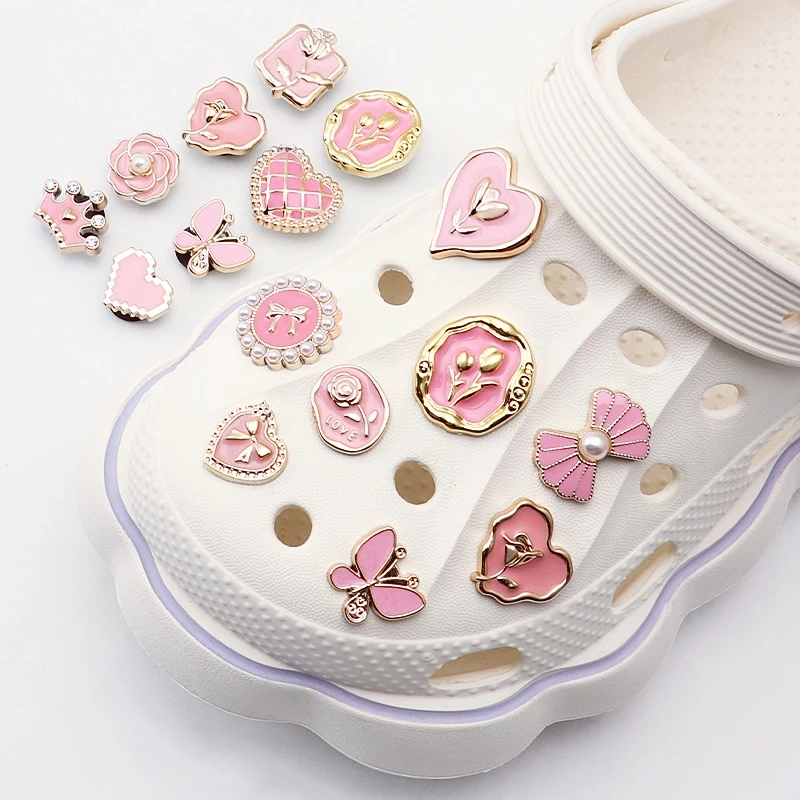 

Girls Pink Shoe Charms Set Creative Flower Diamond Butterfly Pearl Detachable Chain Buckle Shoe Decoration Accessories