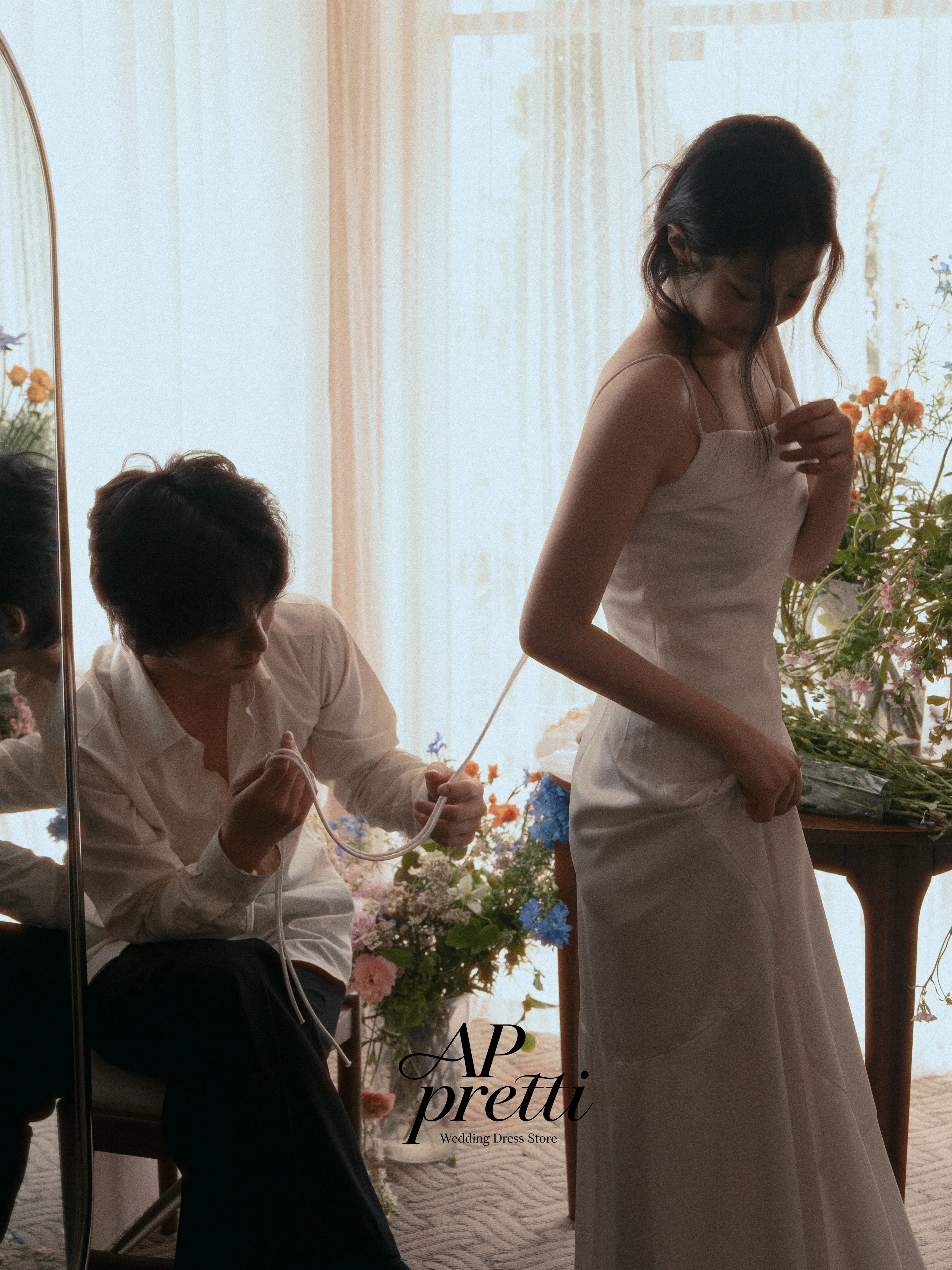 AP pretti Ivory Satin Korea Wedding Dress Photo Shoot Strapless Customized Sleeveless Spaghetti Strap Floor-Length Bridal Gown