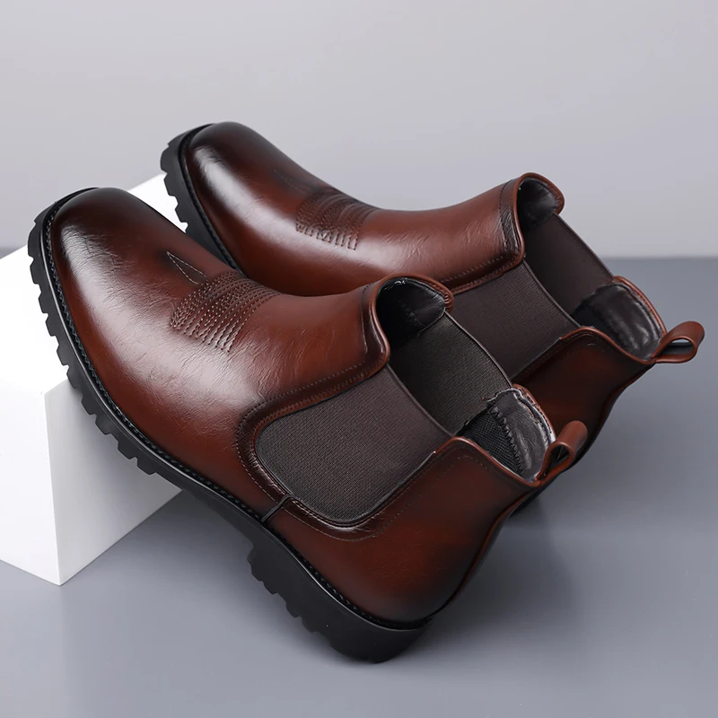 

Large Size European American Embroidered Retro Men Chelsea Boots Non Slip Simple Fashionable Boots