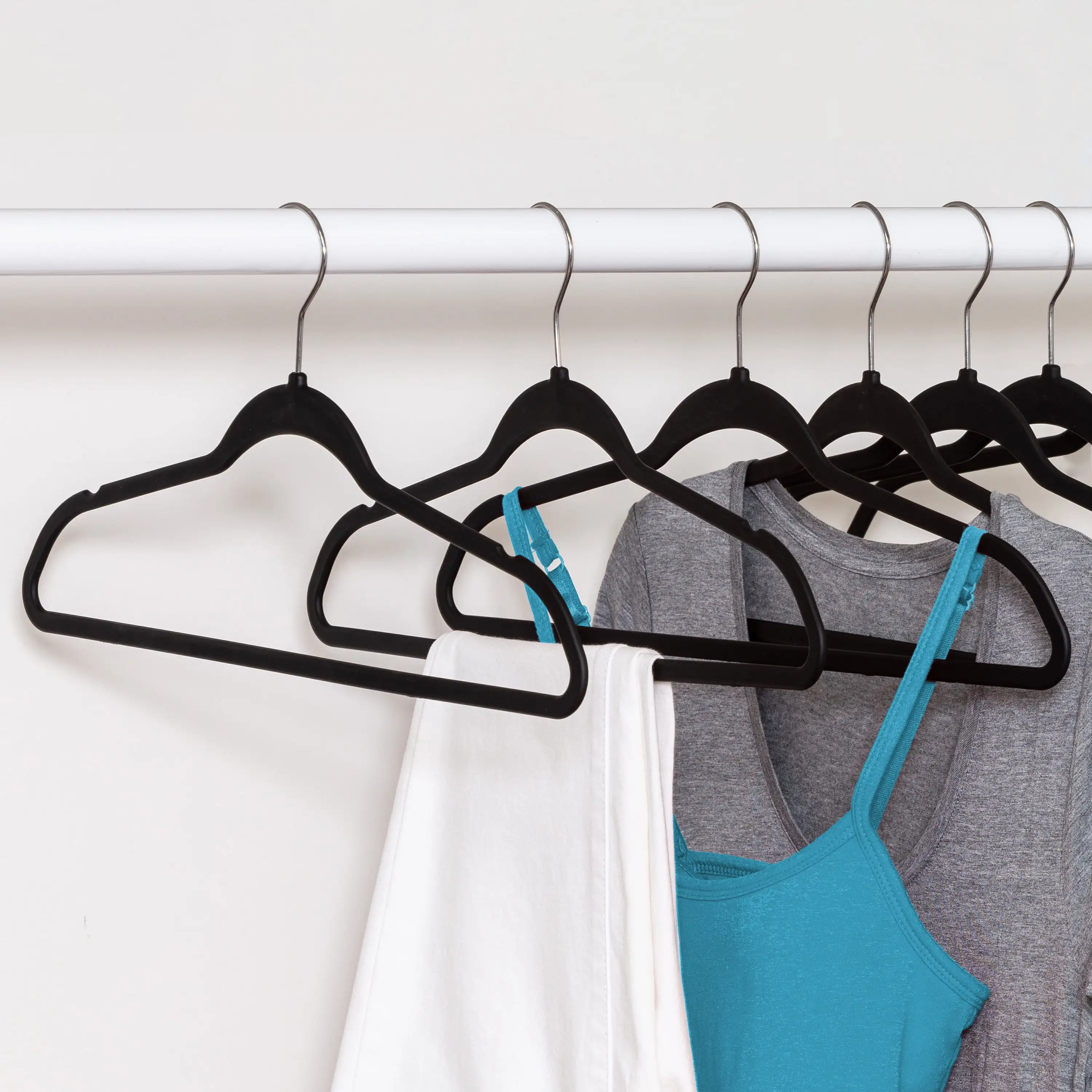 

Non-Slip Plastic Rubberized Suit Clothes Hangers, Black, 50-Pack