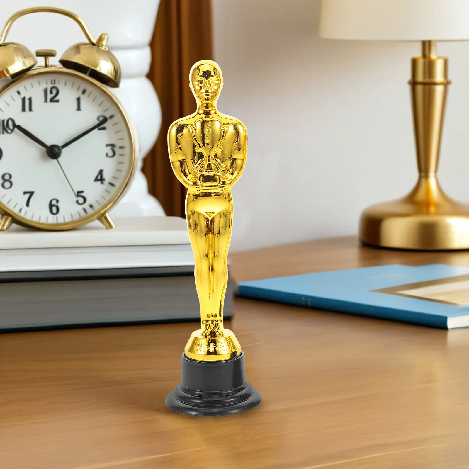 

2 шт. миниатюрных блестящих пластиковых наградных кубков для детских спортивных соревнований, сувениры для вечеринок, декоративные кубки для детей