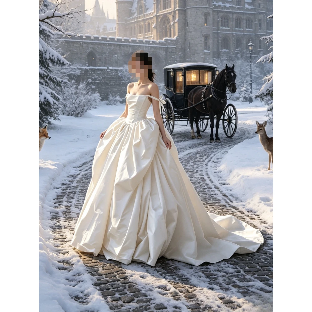 Customized Strapless Strapless Tight Corset Wedding Dress 2026 Sleeveless Backless Loose A-line Bridal Gown Suitable for Beaches