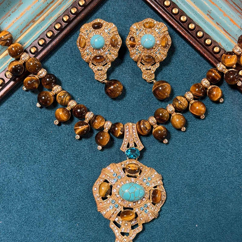 set-di-gioielli-vintage-con-perle-in-occhio-di-tigre-intagliato-collana-e-orecchini-design-di-lusso-regalo-di-alta-qualita-per-compleanno-novita-2026