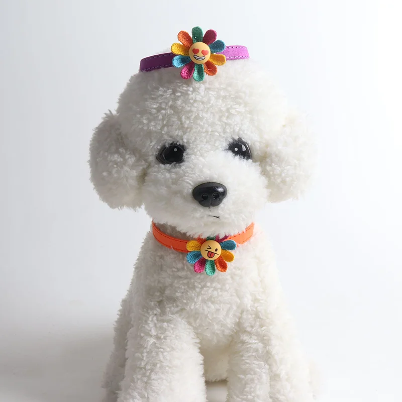 Lindo Collar de Gato con Diseño de Girasol y Emoji Divertido, Collar de Gamuza Floral para Gatitos, Ideal para Sesiones de Fotos y Accesorios de Moda, Adorable Collar para Gatos