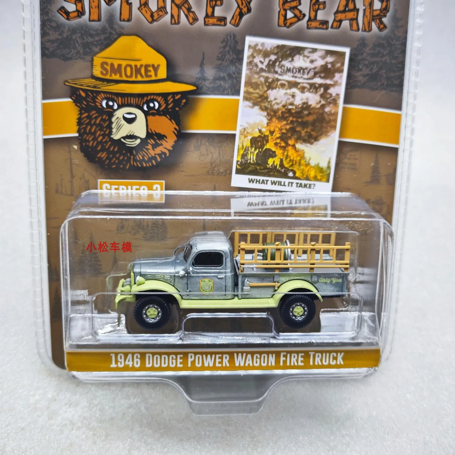 1:64 1946 Dodge Power Wagon Fire Truck High Simulation Diecast Car Metal Alloy Model Car decoration display collection gifts