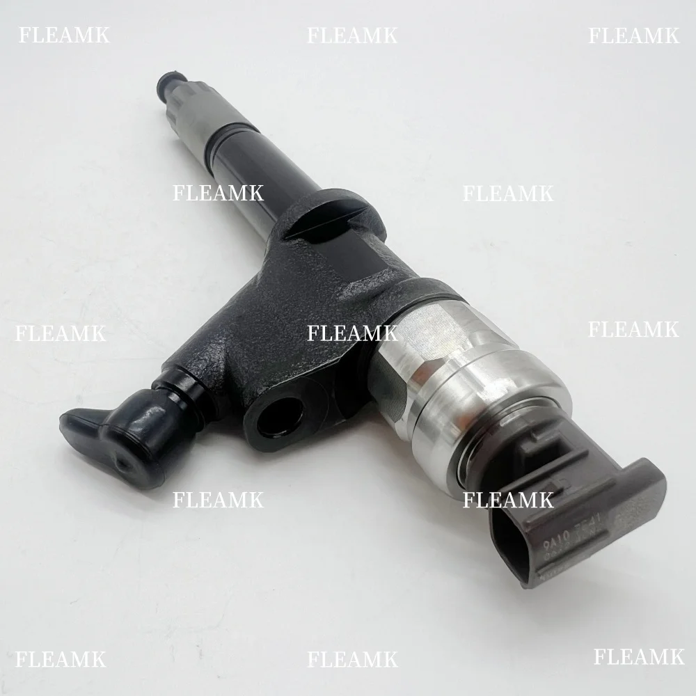 High Quality Diesel Common Rail Injector 095000-8100 VG1096080010 for HOWO