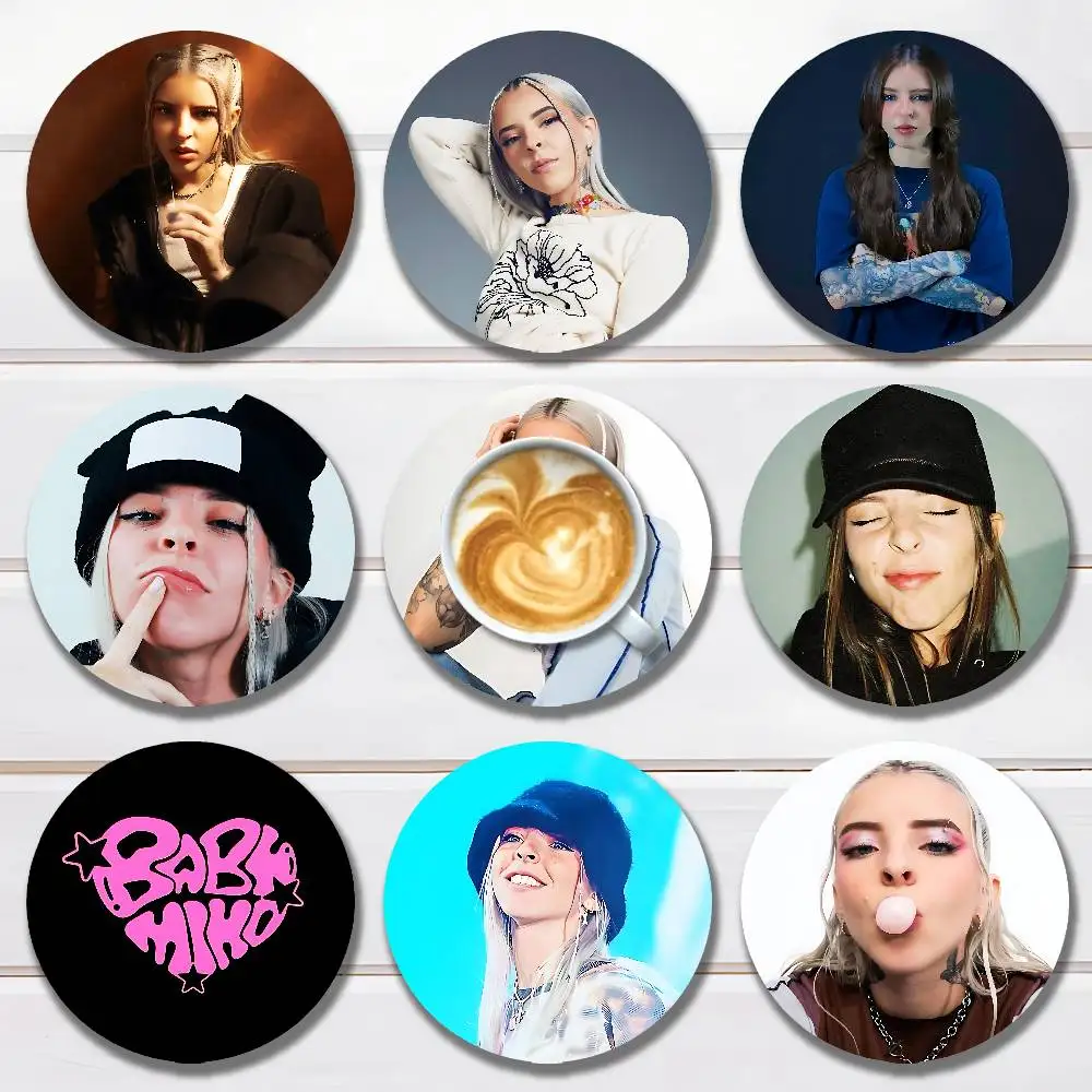 

Y-Young Singer M-Miko wooden anti-slip coasters suitable for home office and theme party decoration