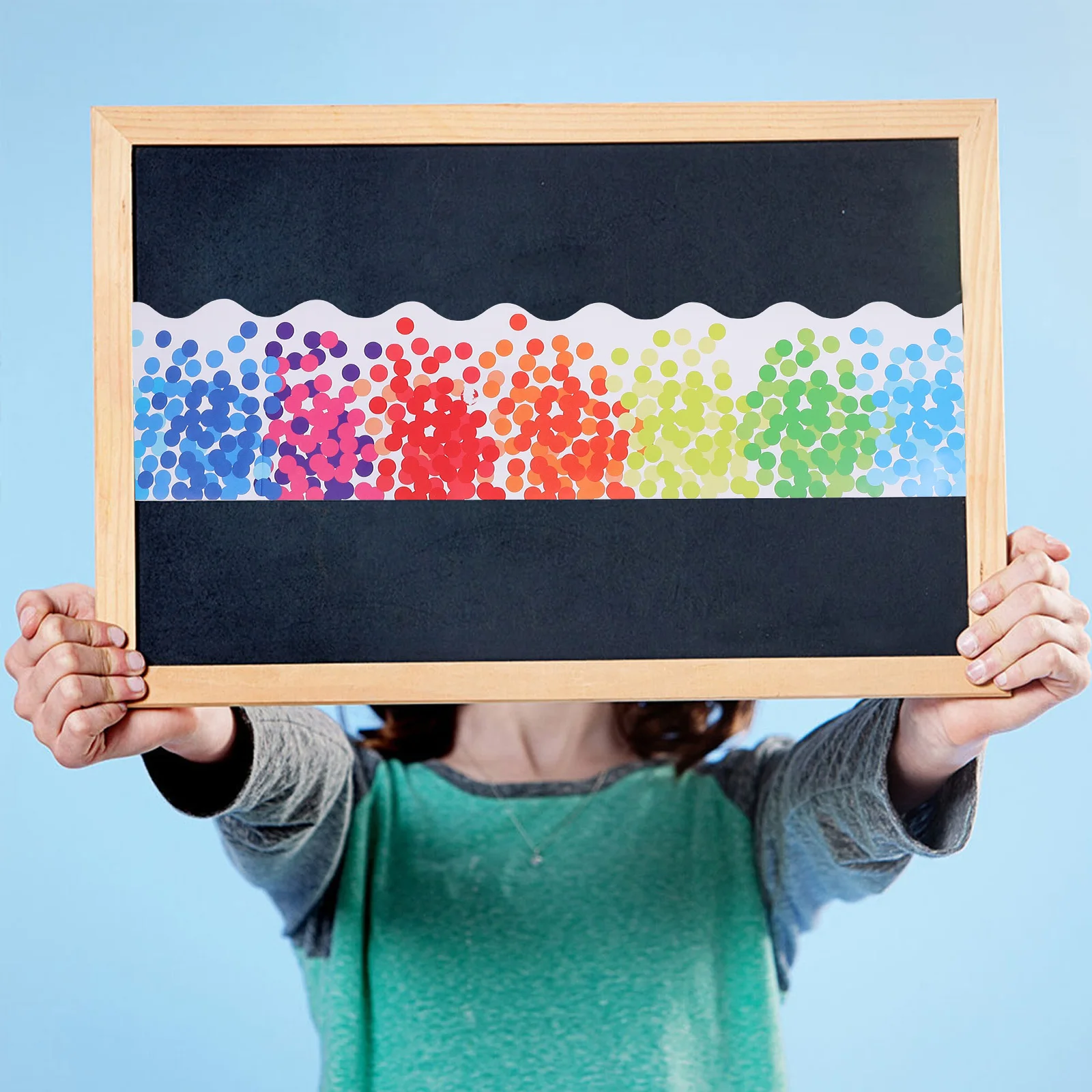 

1 Roll Self-Adhesive Bulletin Board Border Decals Colorful Polka Dot Stickers for Classroom Blackboard Decoration Removable