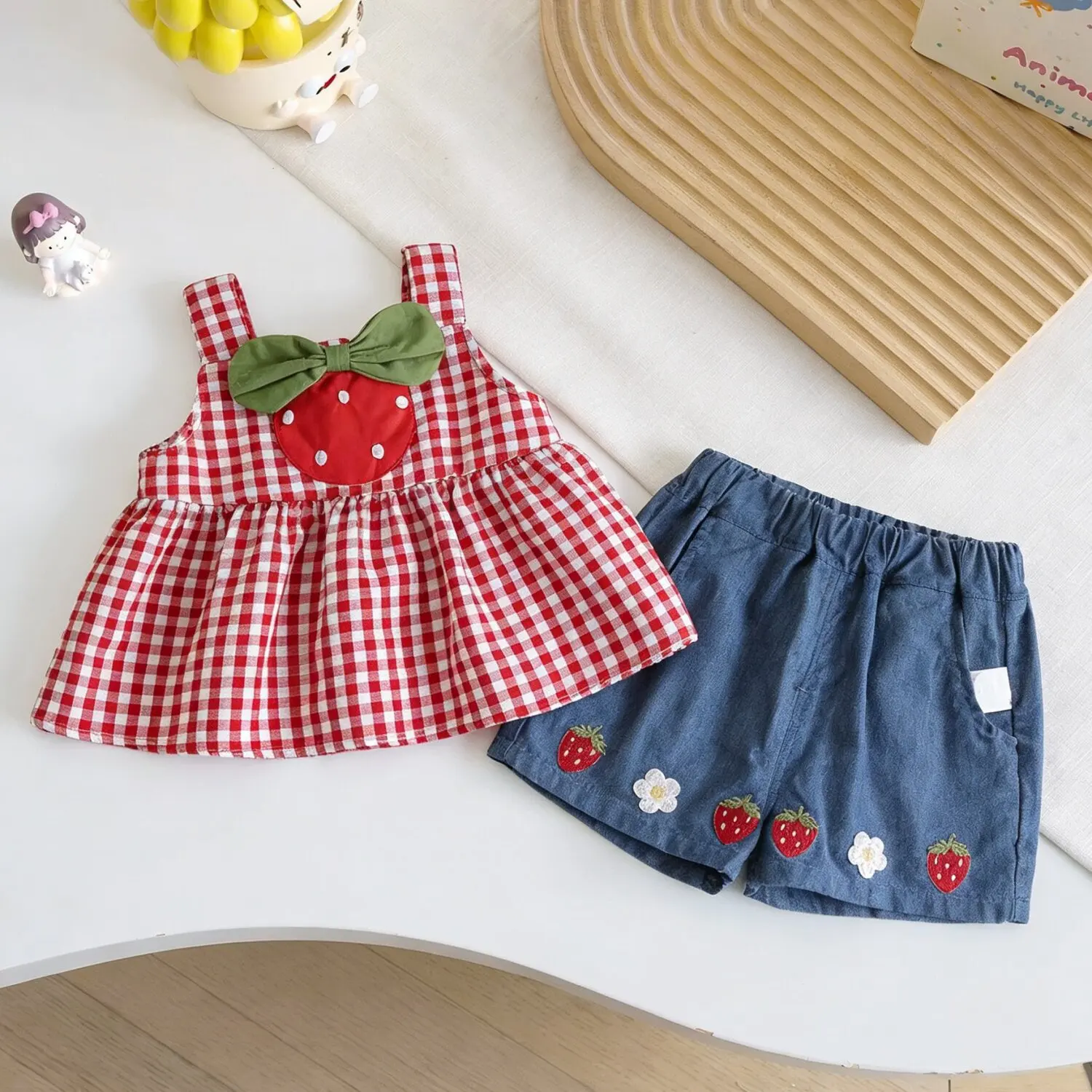 Girls 2026 Summer Clothing Set Girls Cute Strawberry Plaid Tank Top & Embroidered Shorts Outfit for Kids 2Pcs