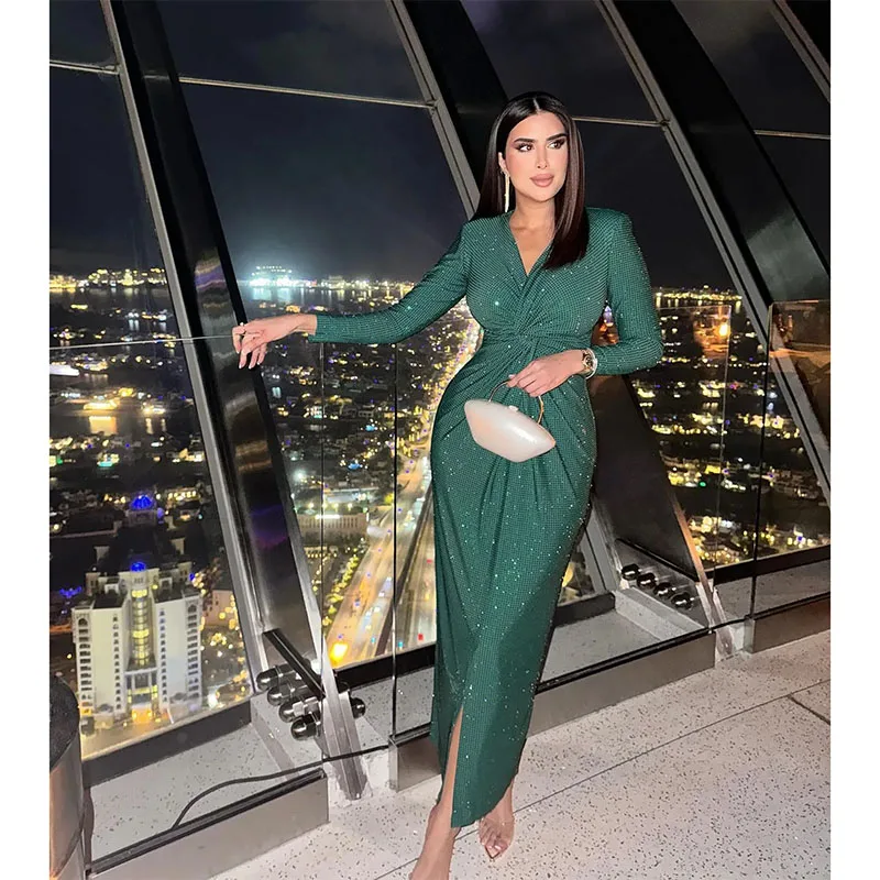 Elegant Green Evening Dresses V Neck Long Sleeves Muslim Prom Dress Front Split Glitter Special Occasion Formal Dress for Women