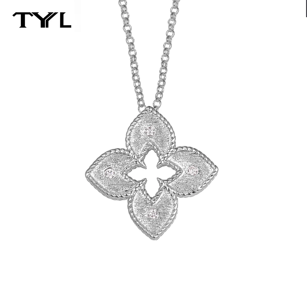 

TYYL Silver-Plated Copper Princess Flower Pendant Necklace Inlaid with 4 Zircons ，Romantic Valentine's Day Gift