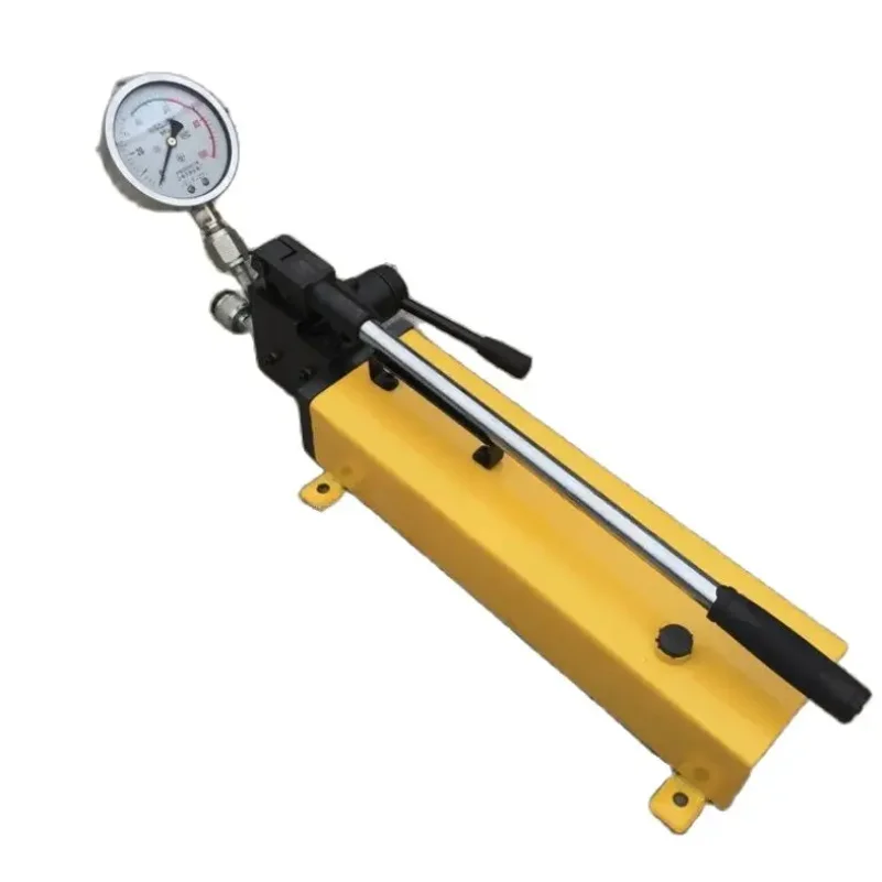 Double acting ultra high pressure 63 MPa double circuit manual hydraulic pump