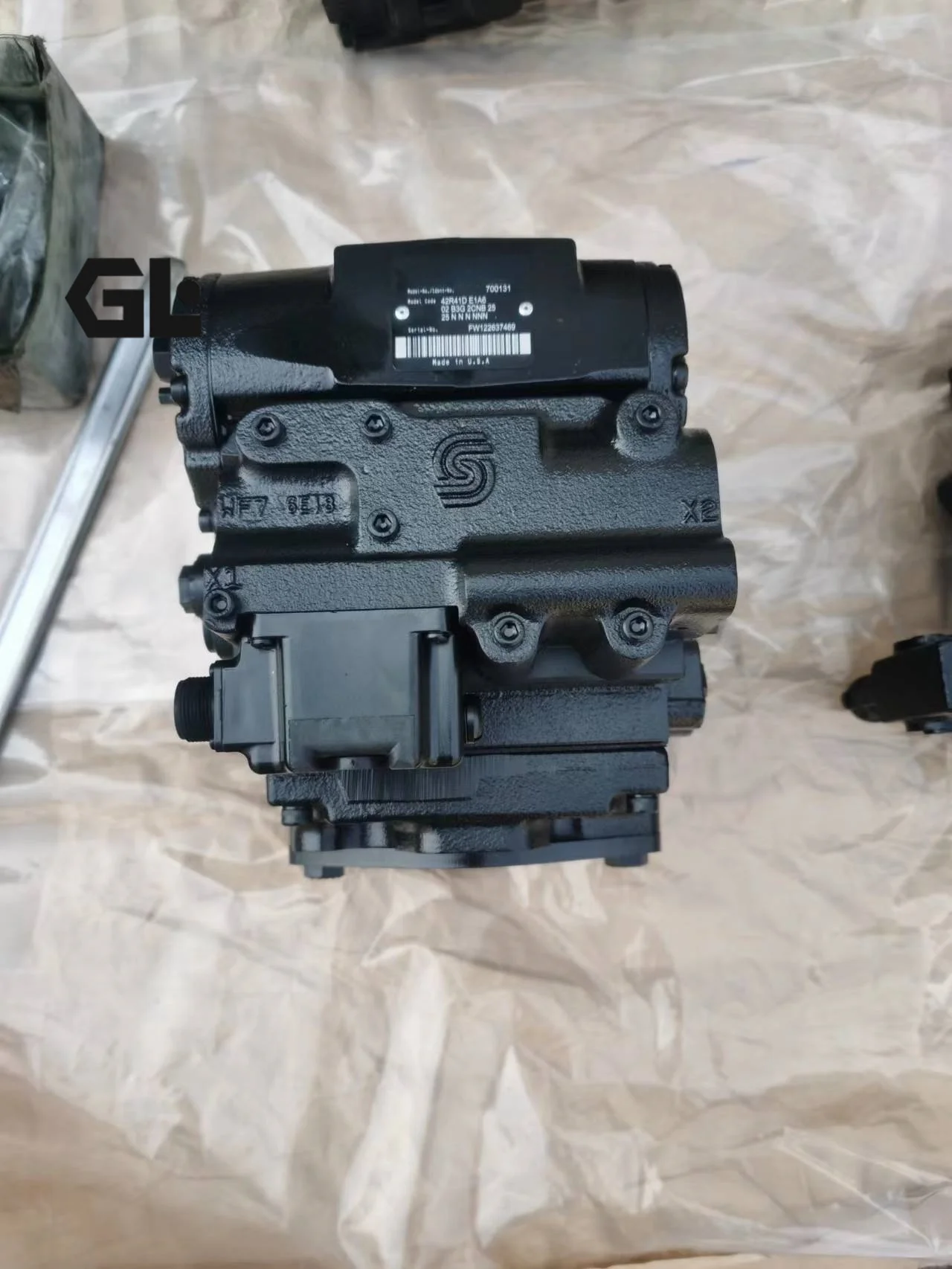 مضخة المكبس الهيدروليكي 42L 42R 42R28 42R32 42R41 Series 42R41DLNN805B3XAGNZ3838NNNNNNBNN مضخة هيدروليكية محورية متغيرة