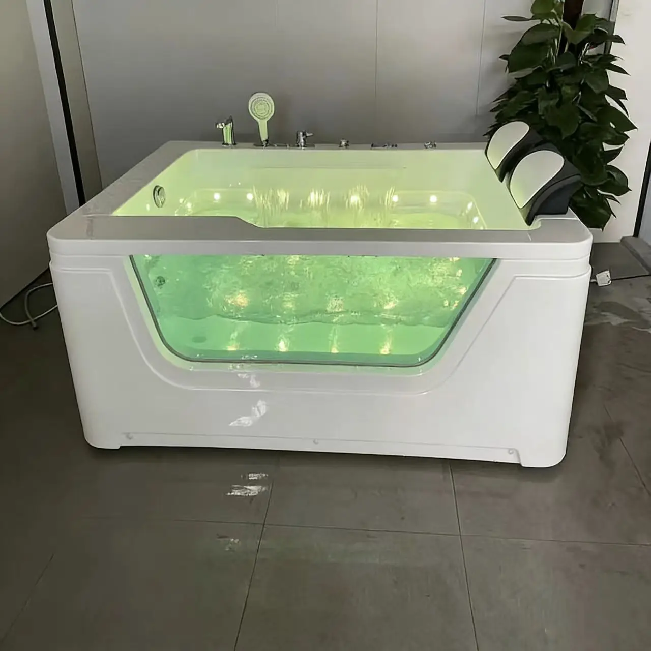 Apartment-style Jacuzii 2-Person Whirlpool Bathtub with LED Light, Hydrotherapy Jets and Waterfall Faucet Factory Direct Sales