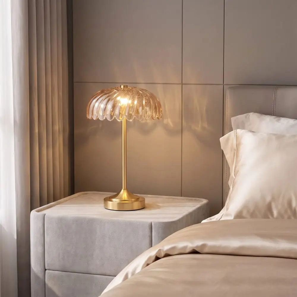 Vintage Dimmable Cordless Desk Lamp Gold Touch Switch Table Lamp USB Charging Vintage Gold Rechargeable Lamp Outdoor