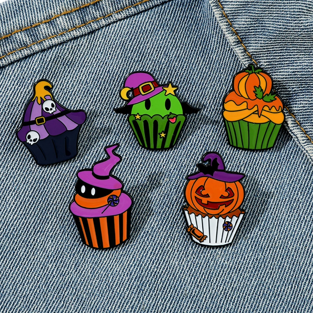 

Halloween Style Creativity Cake Brooch Pumpkin Wizard Hat Demon Enamel Badge Jewelry for Halloween Festival Clothing Accessories