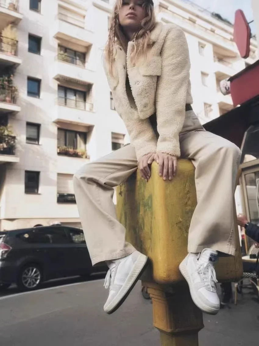 

Faionable Casual Loose Lamb Fur Fce ort irt Jaet Women's Winter Warm Thiened Outerwear Collar Single Button