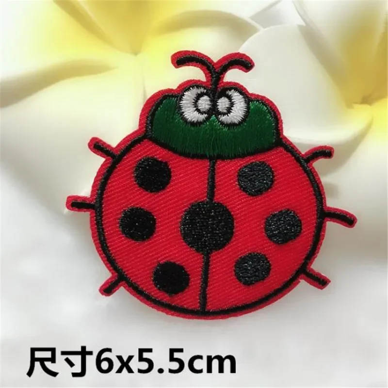 New Ladybug Embroidery Patch for Clothes Iron On Patch Sewing Applique Clothes Sticker Badge Apparel Sewing Garment Accessories