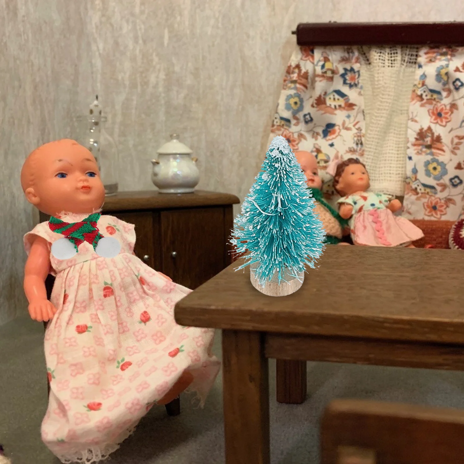 

1Set Mini Xmas Door Decor Christmas Miniature Ornaments Plastic Craft Decorations Micro Landscape Accessories Holiday Party