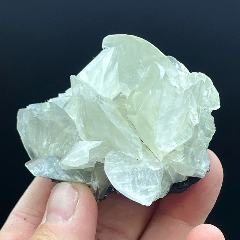 100% natural fluorescent calcite mineral specimen furniture decoration meditation energy healing stone