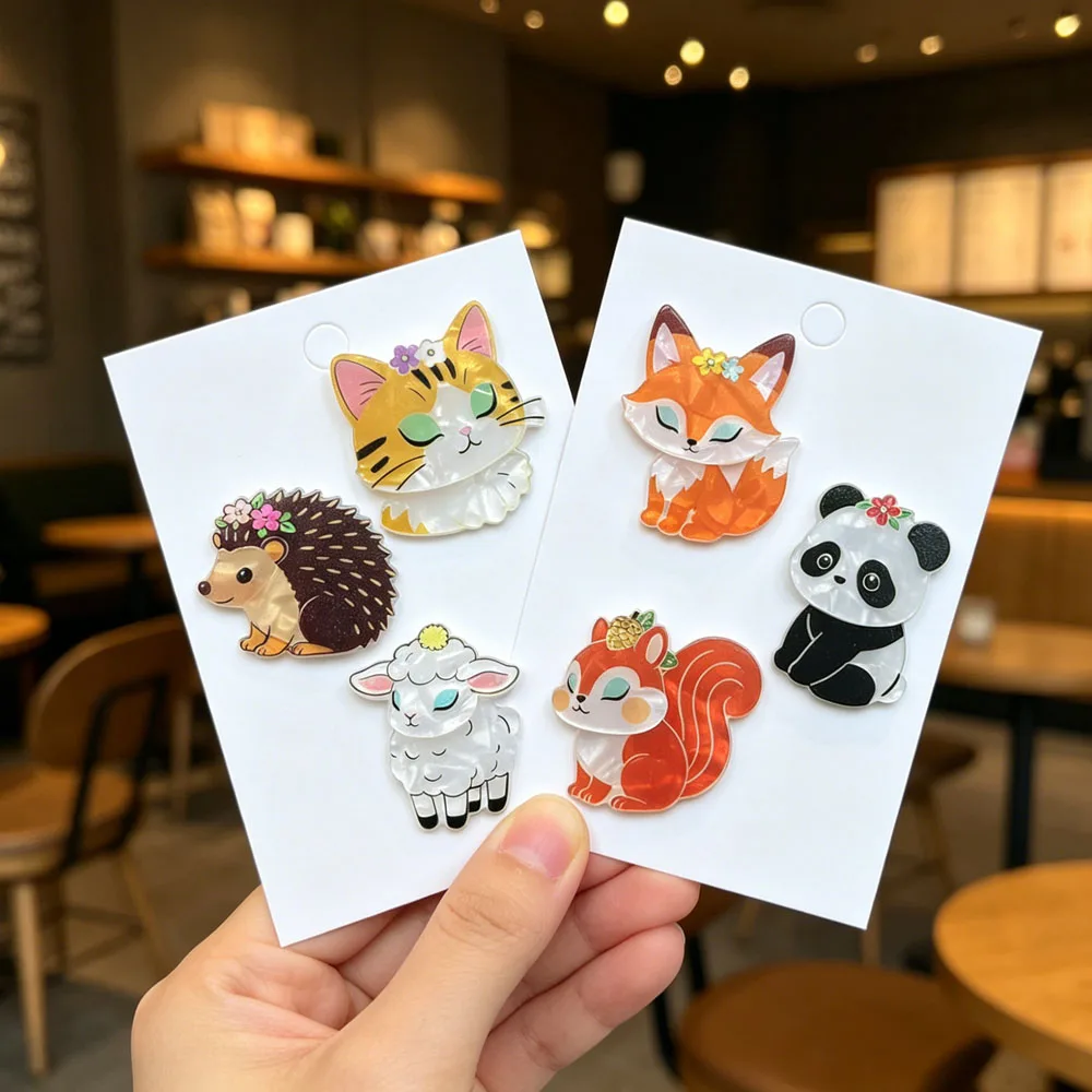 CINDY XIANG Cute Animal Brooch Handmade Acrylic Hedgehog/Cat/Fox/Panda/Sheep/Squirrel, Lapel Pins for Jackets, Bags & Scarves
