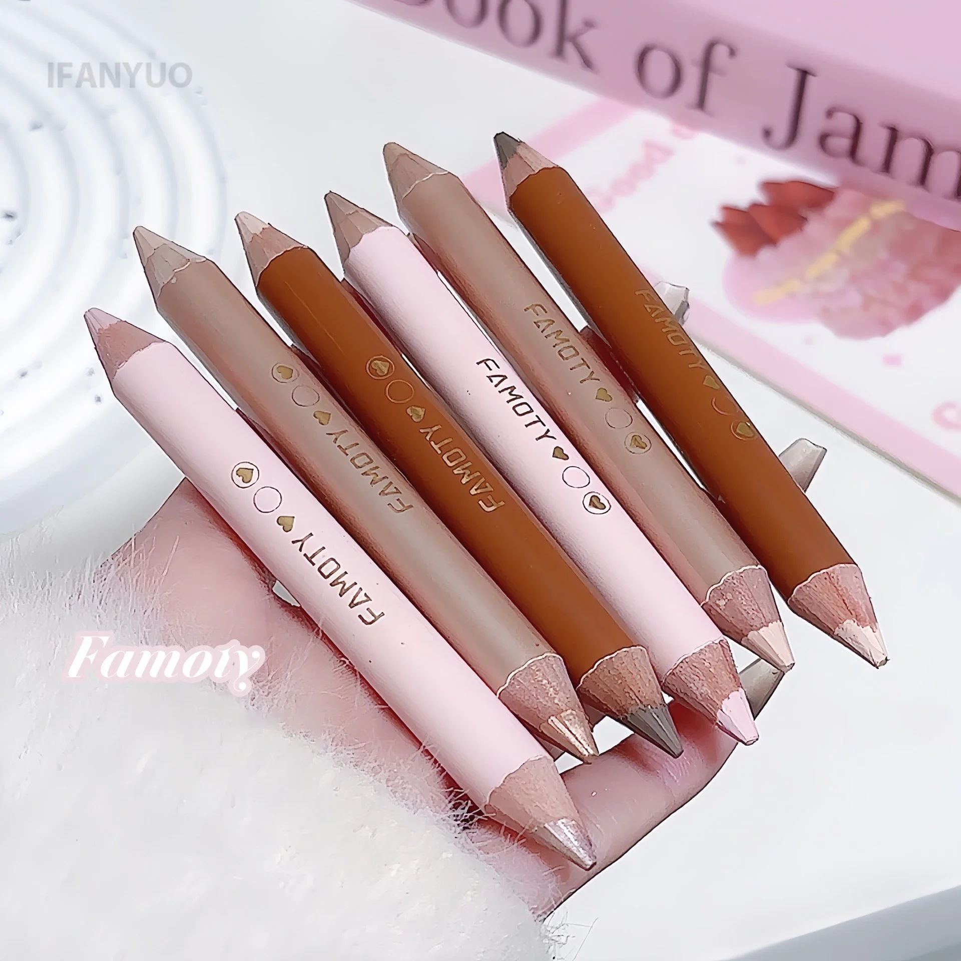 Double Head Highlighter & Contour Stick V Face Sculpting Nose Shadow คอนซีลเลอร์ครีมแร่เจลปากกาสําหรับ Brightening