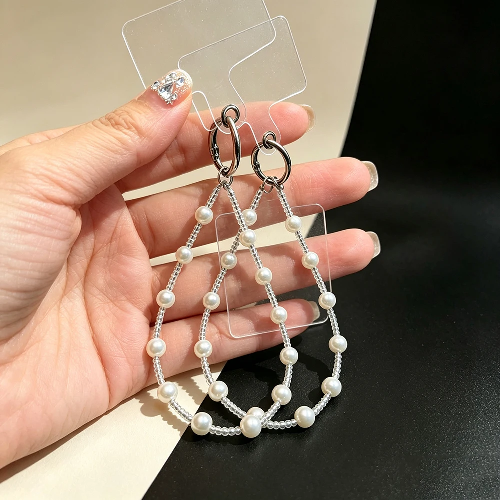 Women's Premium Beaded Phone Lanyard with Detachable Metal Clasp Universal Hand Strap Anti-drop Phone Charm for All Smartphones