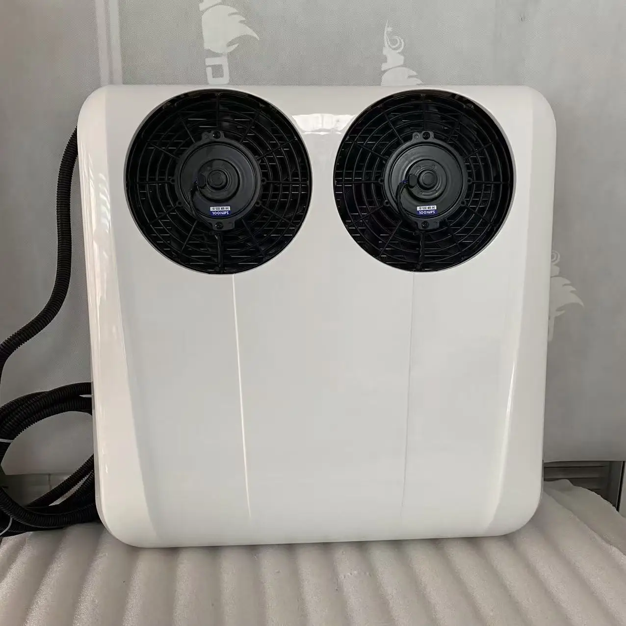 

Made in China Dual-Fan Truck Cab Roof-Mounted Parking Air Conditioner for RVs and Trailers 12v 24V 48V 72V air Conditioner