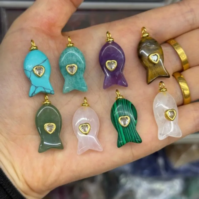wholesale 6pcs/lot Heart zircon Paved Carved Fish Shape Stone Pendant Animal Charms for DIY Necklace Jewelry Making