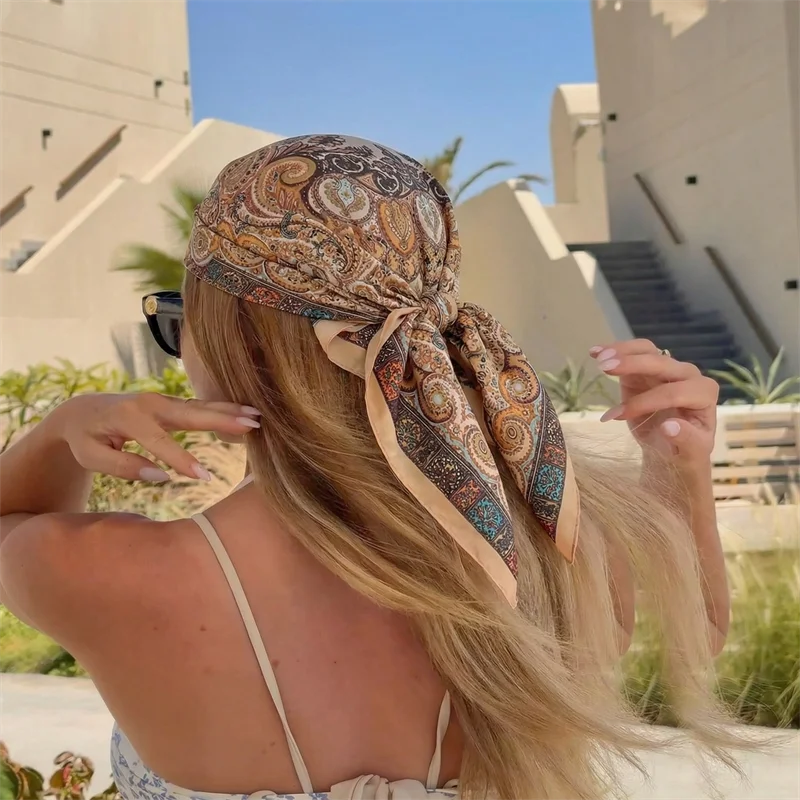 

Элитный бренд 2026: Шелковый платок с цветочным принтом для женщин, квадратный, 70 см, для хиджаба, повязка для волос, шейный платок, женская атласная шаль, лента-повязка на голову