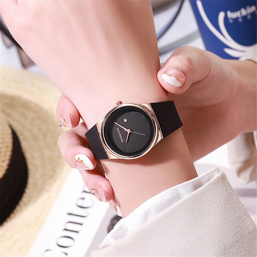 Simplicity 2023 Ladies Black Rose Gold Case Round Calendar Quartz Watch Fashion Silicone Strap Women\'s Clock Wristwatch