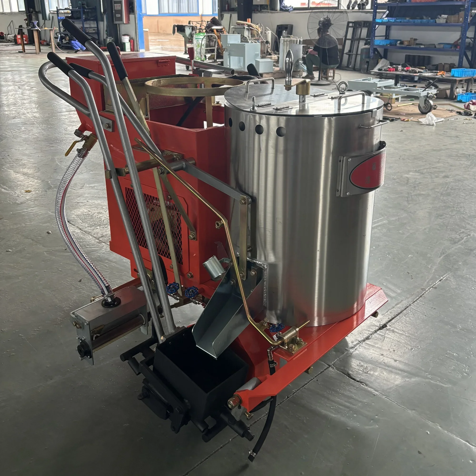 Showway Self-propelled Automatic Thermoplastic Road Marking Machine for Sale Line Marking Painting Machine
