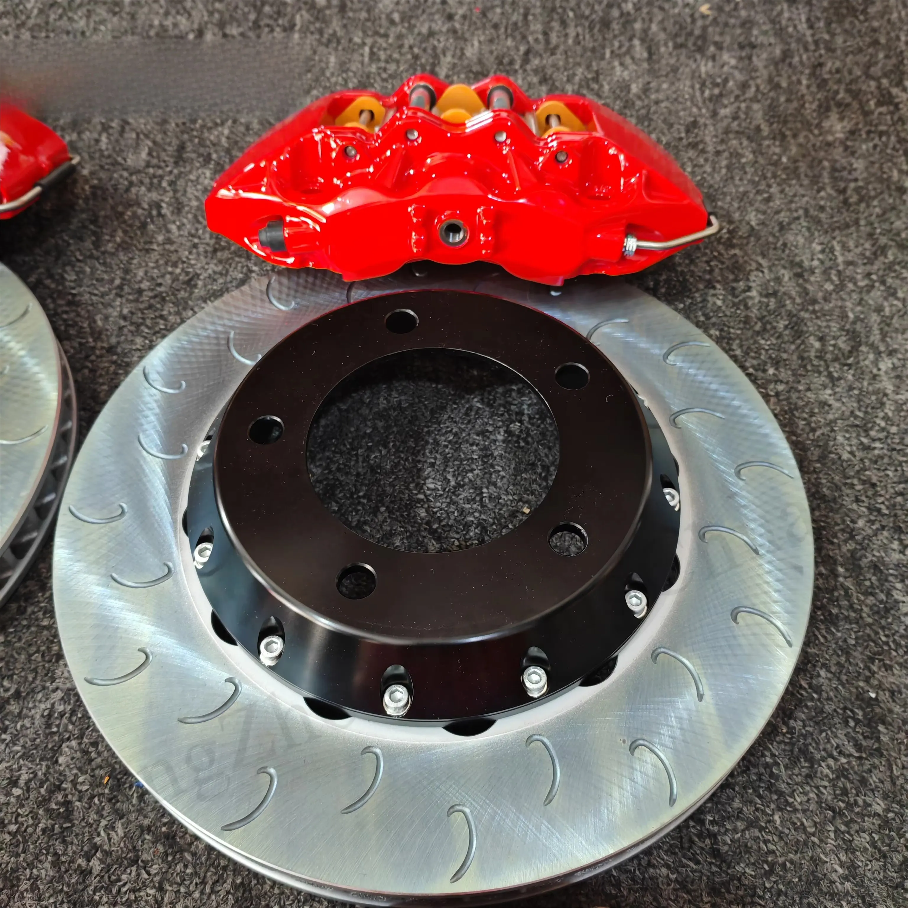 Performance Brake Kit 6 Piston Brake Caliper High Carbon Rotor Customizable Disc Style Color logo for E30 E21