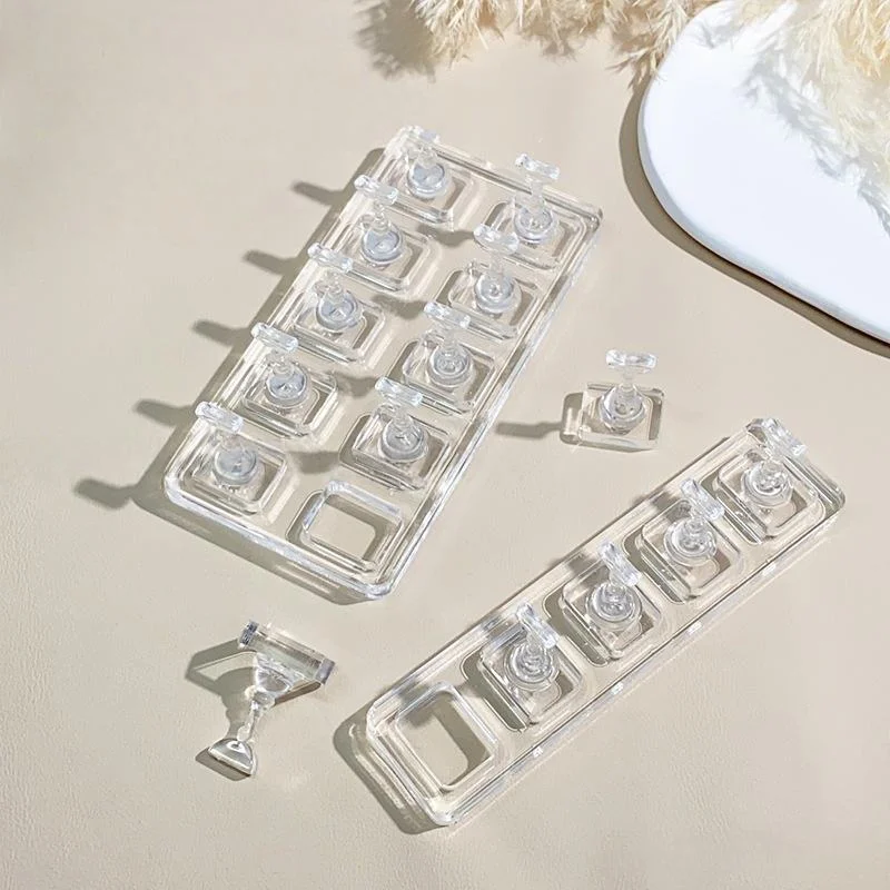 

Clear Acrylic Nail Practice Hand - Magnetic-Free Stand for Press On Nails & Display