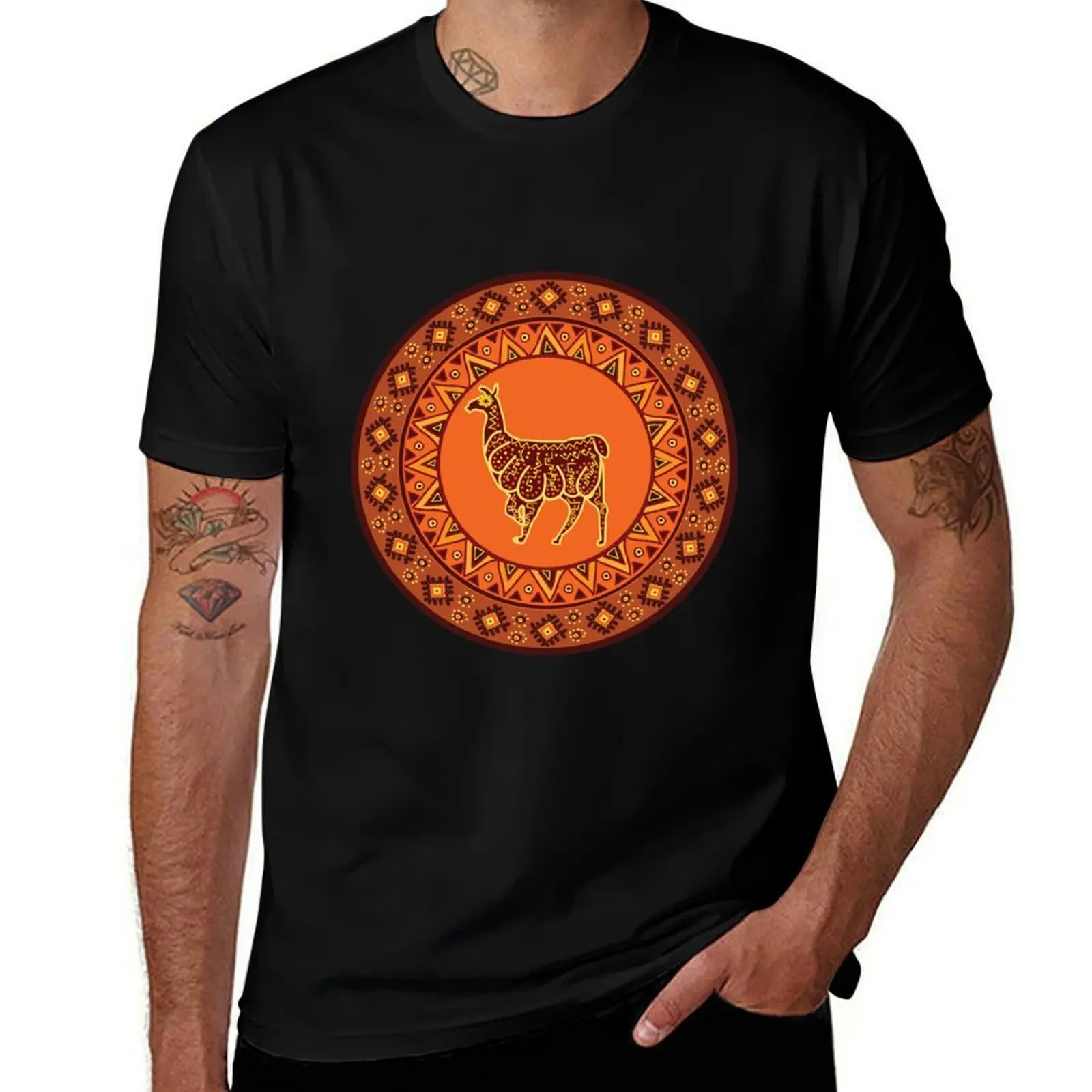 Llama in Peruvian style T-Shirt Minimal Art Print T-Shirt
