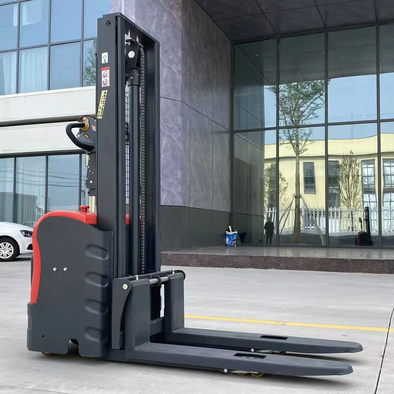 

Hot Selling Electric Stacker Truck Economy Model 1 Ton HILT AC Motor Rough Terrain High Efficiency Forklifts For Middle East