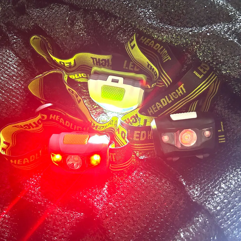 أبيض أحمر LED المصباح استخدام AAA كشافات في الهواء الطلق مغامرة رئيس ضوء بطارية جافة مصباح فلاش 4 وضع الشعلة ركوب الصيد الصيد