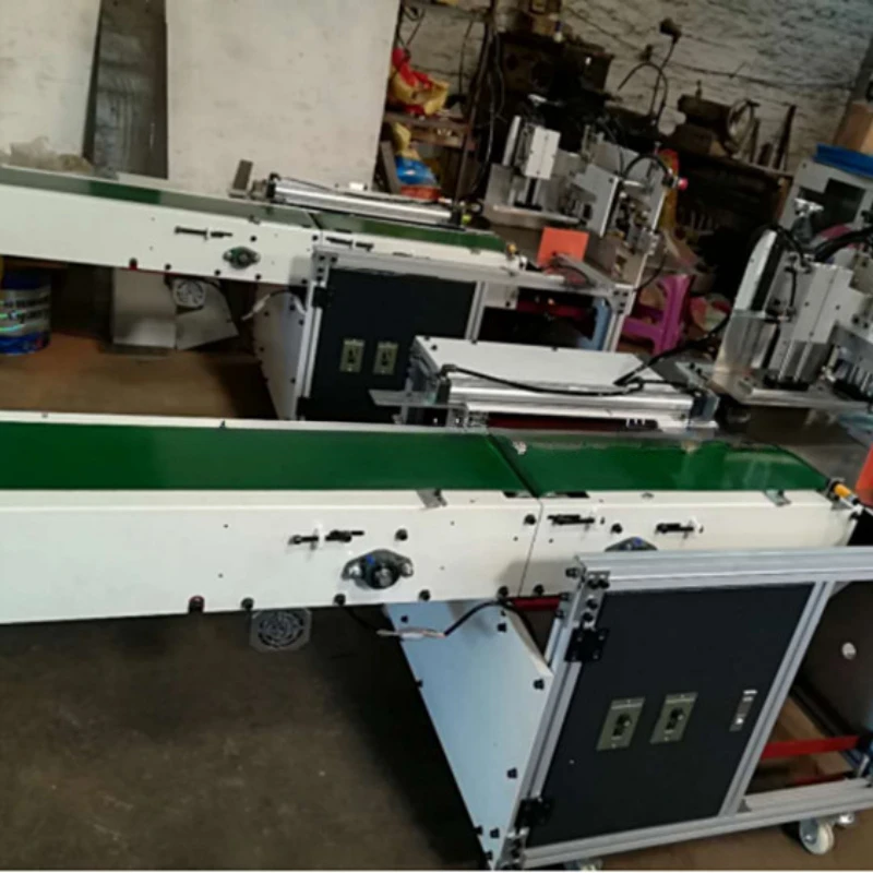 Embossing Paper Napkin Making Tissue Paper Folding Machine High Speed Napkin Paper Facial Tissue Paper Packing Machine