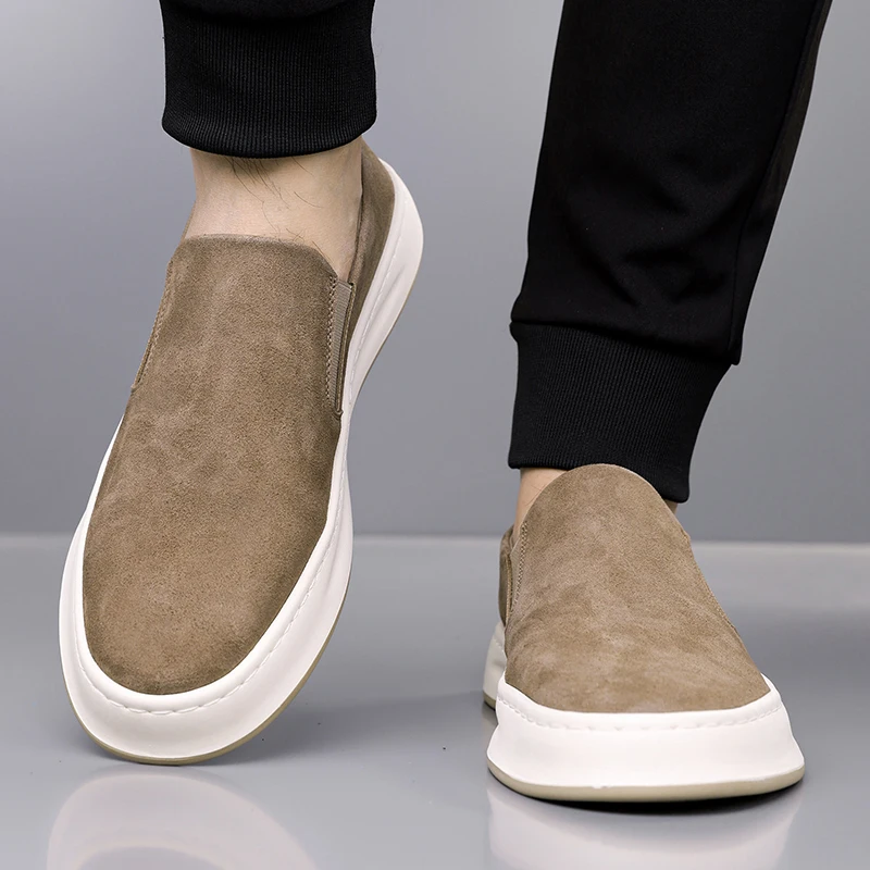 

The New Men Suede Loafers Are Simple Fashionable Versatile Breathable Suitable for Daily Commuting Leisure Lazy Shoes